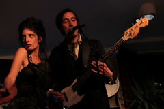 sisterchainbrotherjohn-misc-liveatheart-close